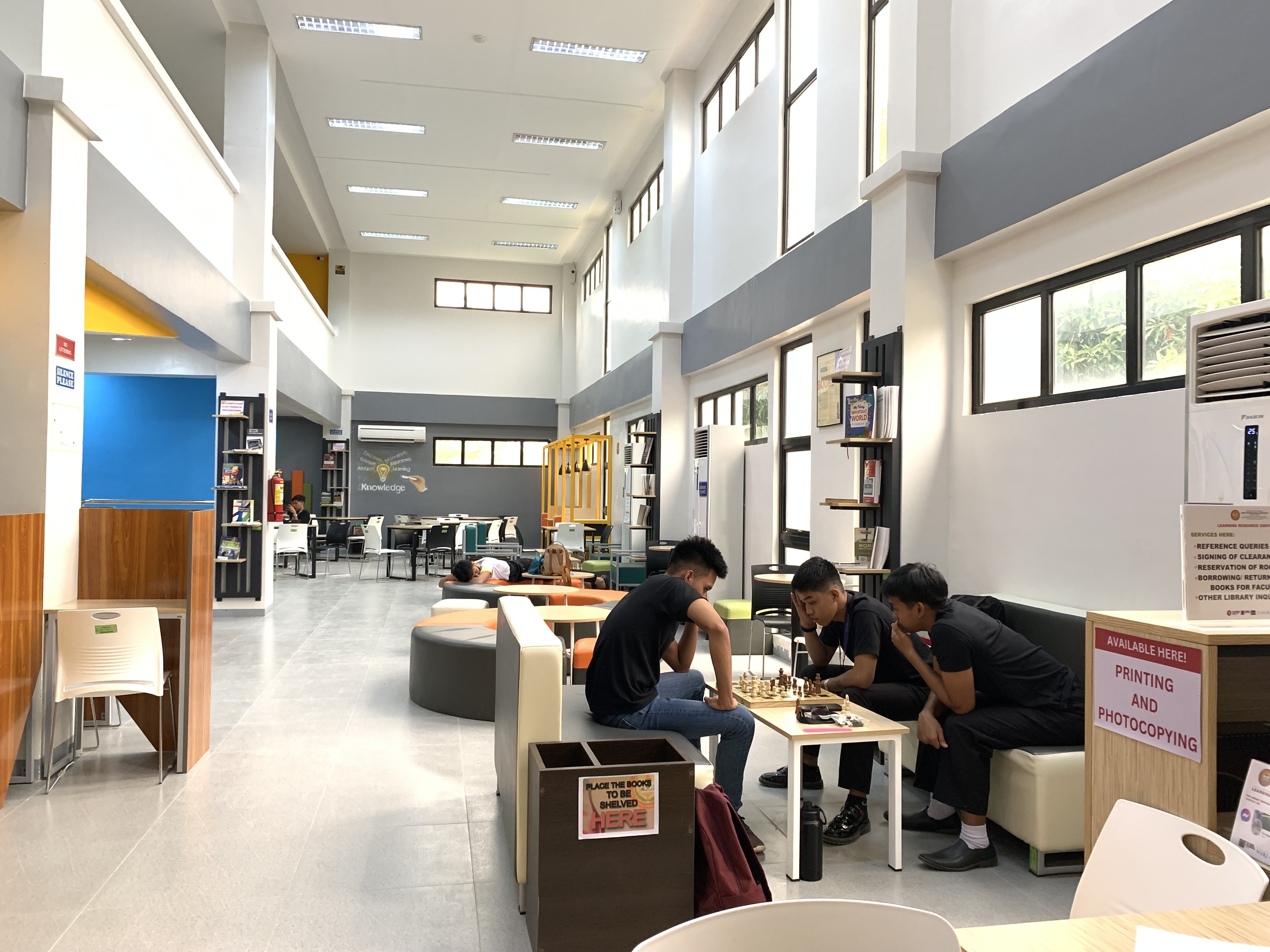 Reading Area